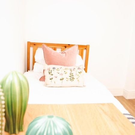 Garden Flat In Period Property Centrally Located Бат Экстерьер фото