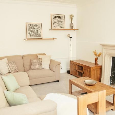 Garden Flat In Period Property Centrally Located Бат Экстерьер фото