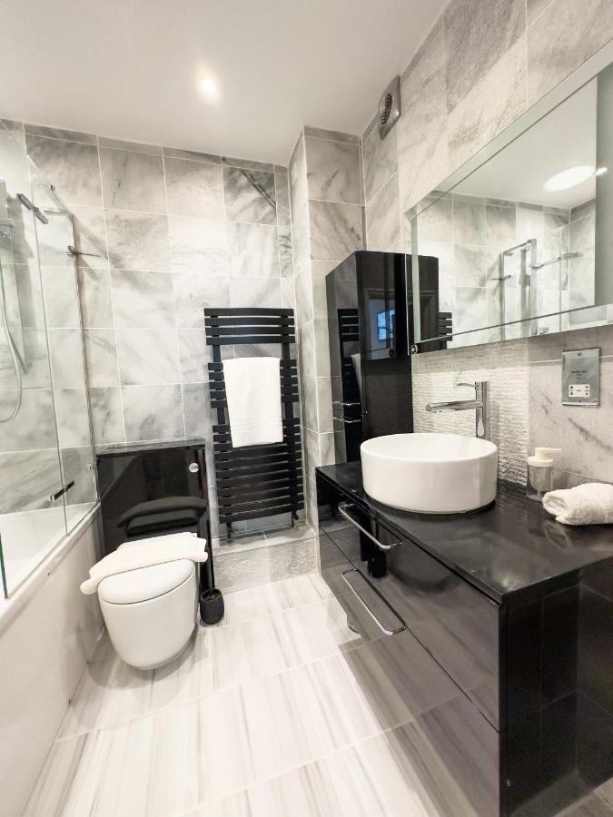 Garden Flat In Period Property Centrally Located Бат Экстерьер фото